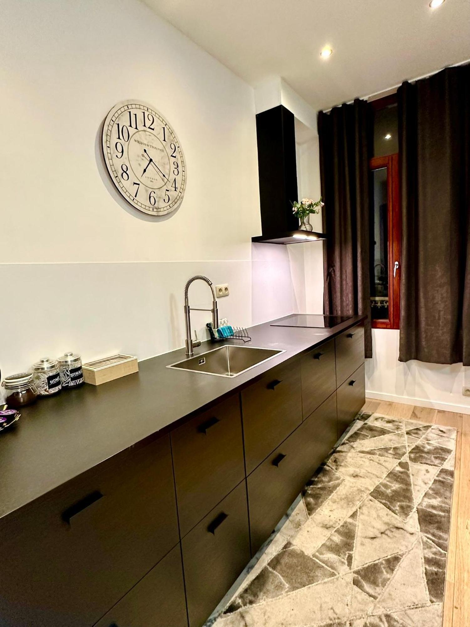 Luxury Suites Centrum By Rikas Hotels Anversa Esterno foto